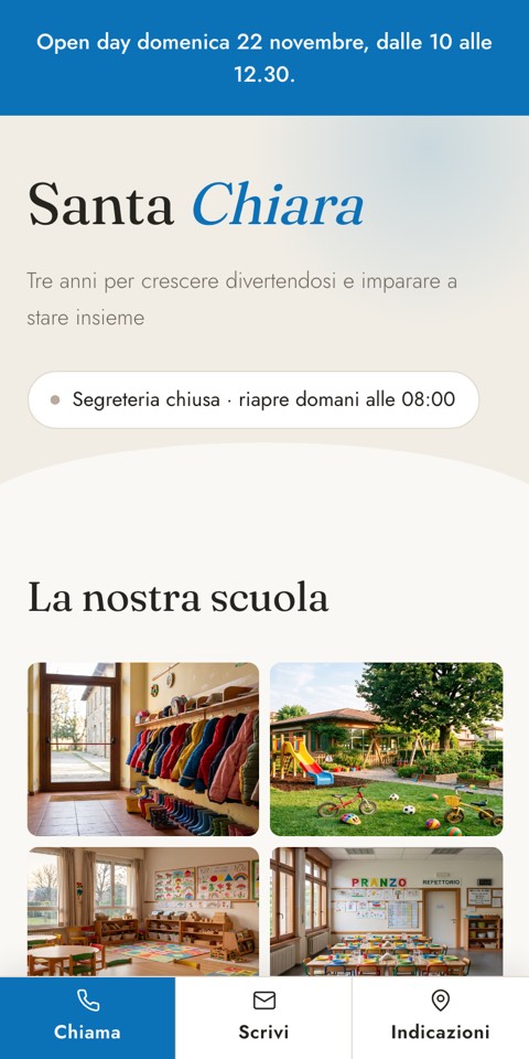 L'apertura del sito della scuola Santa Chiara: fascia azzurra con l'avviso dell'open day, il nome in grande e le sezioni.